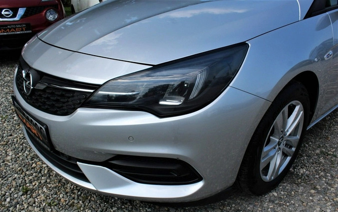 Opel Astra cena 61900 przebieg: 81000, rok produkcji 2020 z Kęty małe 436